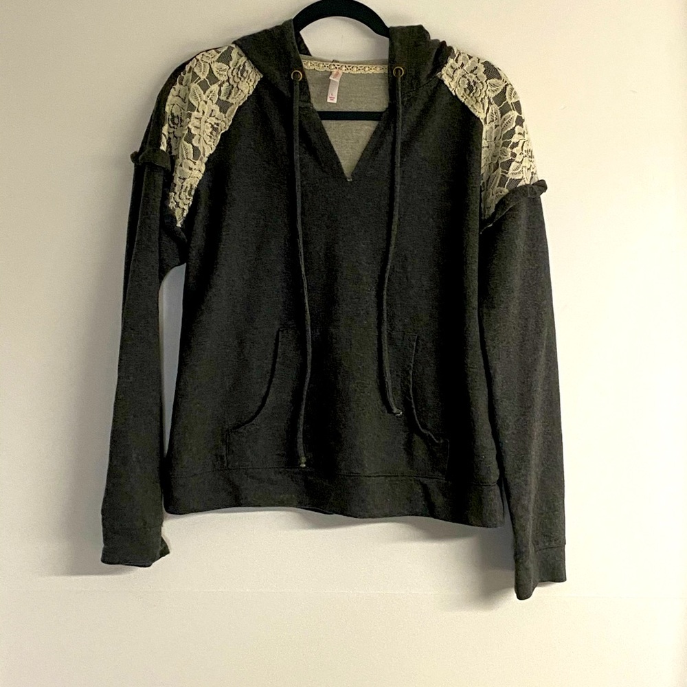 Xhilaration Sweatshirt